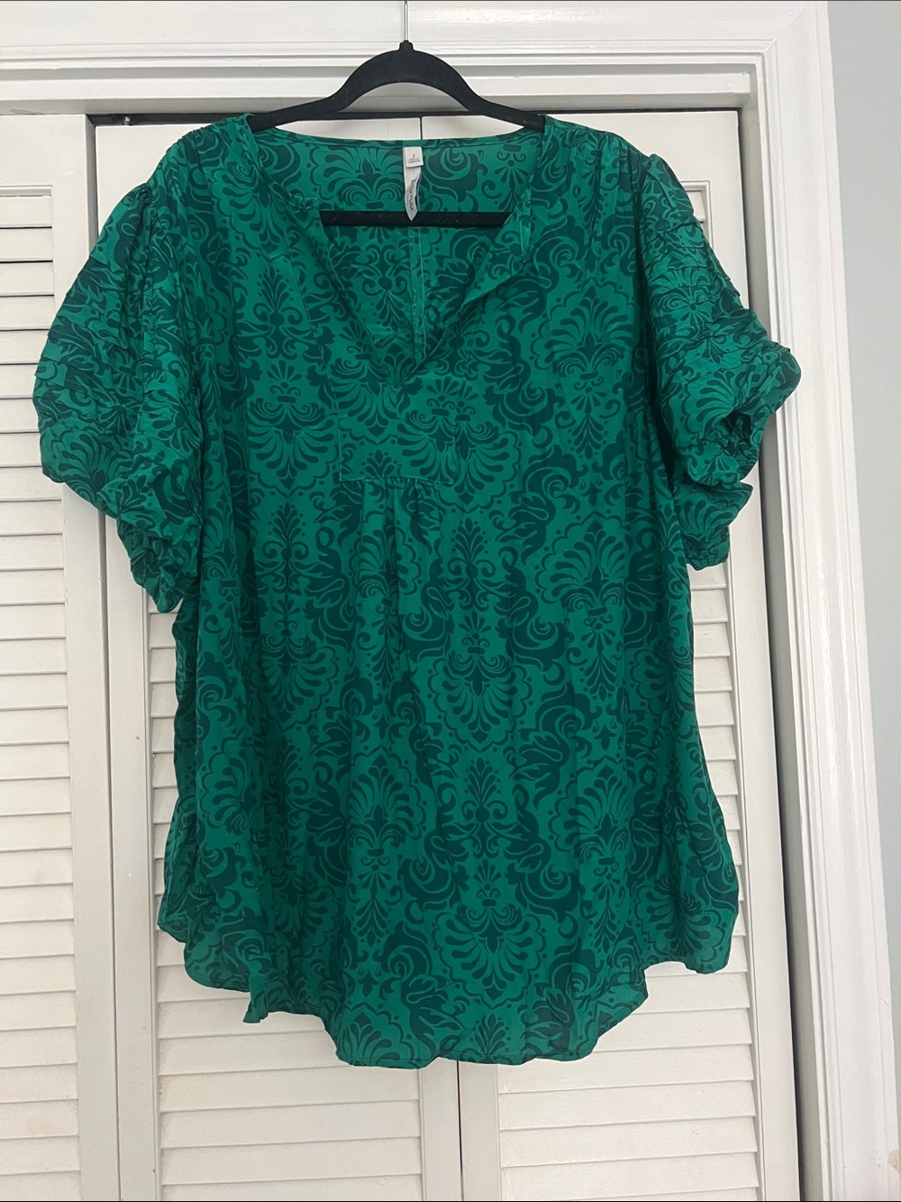 torrid Teal Green Damask V-Neck Tunic